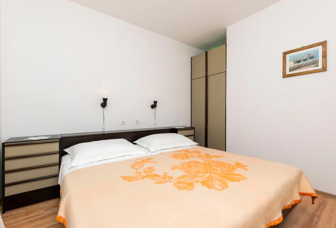Apartments Neda Trogir Exterior photo